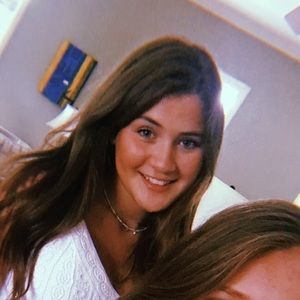 Meet your Posher, Nora